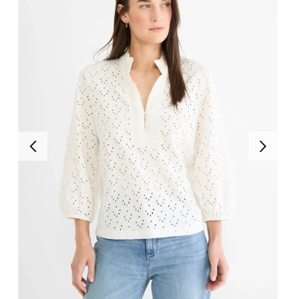 NWOT Nic + Zoe Knit Eyelet Ruffle Neck Top in White SZ S